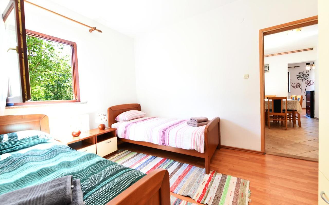 Holiday Home Matan Saborsko Экстерьер фото