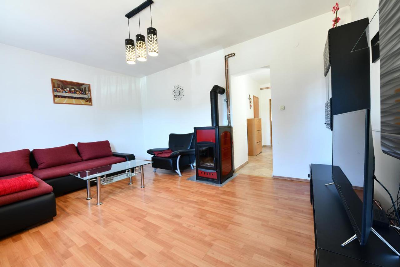 Holiday Home Matan Saborsko Экстерьер фото