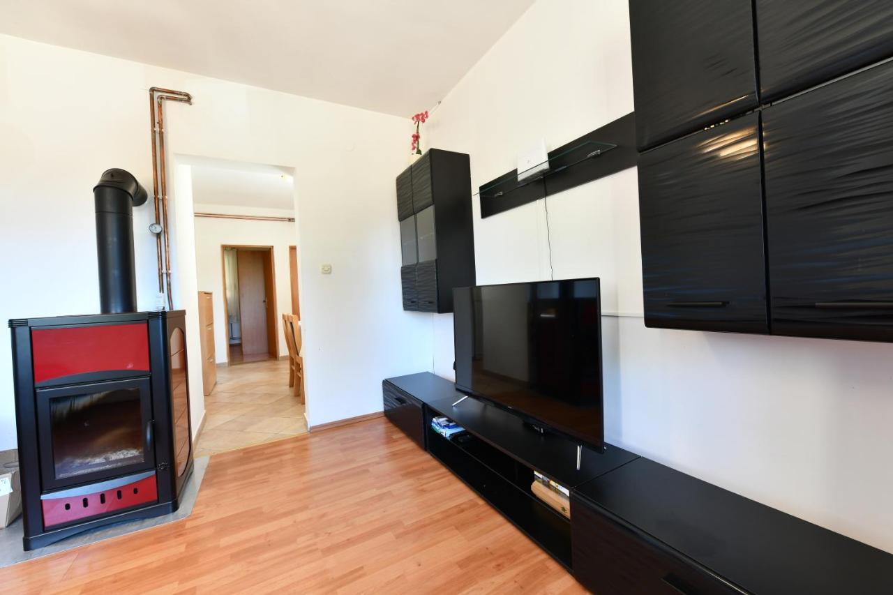 Holiday Home Matan Saborsko Экстерьер фото