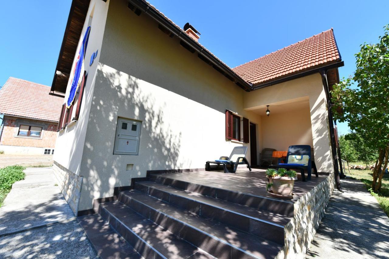 Holiday Home Matan Saborsko Экстерьер фото